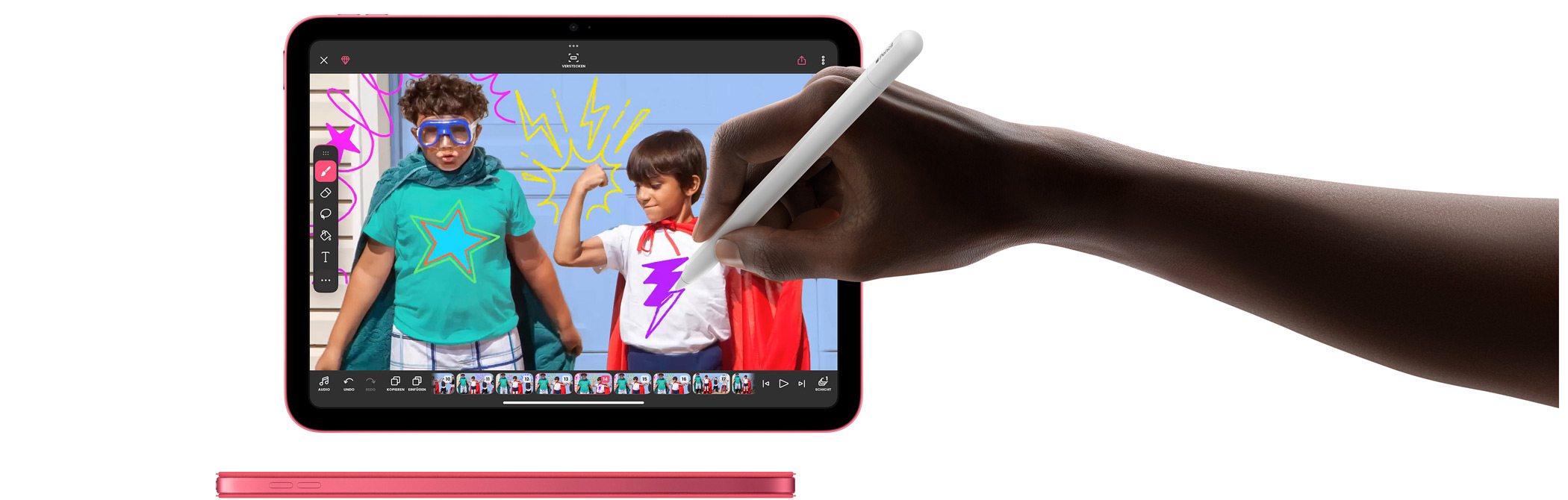Eine Person hält einen Apple Pencil und zeichnet im Modus Markierung in Fotos.