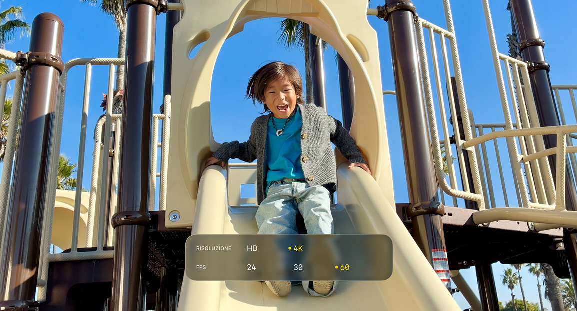 Un fermo immagine di un video 4K che mette in evidenza le opzioni di acquisizione video, fra cui risoluzione e frame rate