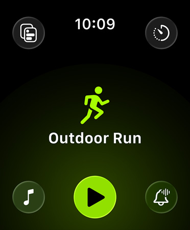 Nouvel affichage de l’app Exercice, boutons verts dans chaque coin pour accéder aux alertes, à la musique, aux expériences, aux exercices personnalisés et aux données, sur un fond noir. Au centre, une icône de coureur verte, avec au-dessous Course (plein air) en lettres blanches et encore en dessous, un bouton Lecture vert